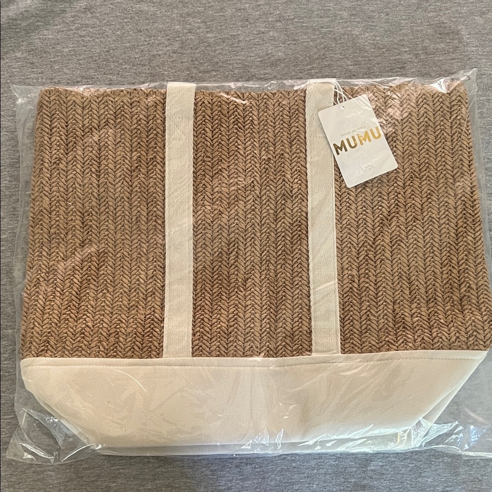 *NWT* Show Me Your Mumu Paper & Straw Tote
